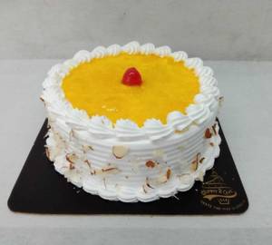 Fresh Pineapple Cream Cake 