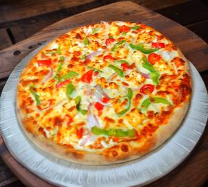 Tikka In Makhani Sauce Pizza 