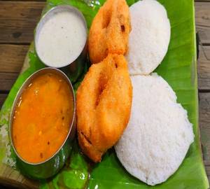 Idli 2 and Vada 2