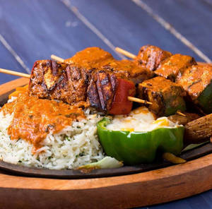 Grilled Cottage Cheese Platter In Mexican Sauce