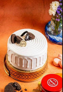 Oreo Milky Cake
