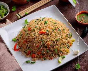 Veg Schezwan Fried Rice