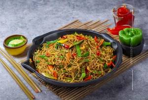 Veg singapore noodles [full]