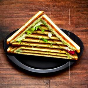 Jain Kolhapuri Toast Sandwich