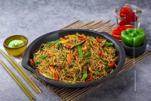 Veg singapore noodles [half]