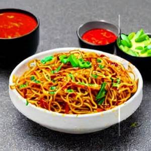 Chicken Singapore Schezwan Noodles 