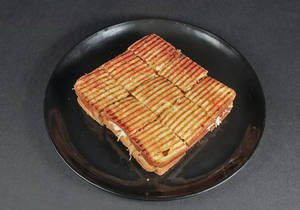 Club Aloo Schezwan & Chutney Sandwich  (3 Layer)