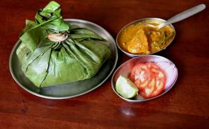 Kizhi Katiya Elai Parota Spl Chicken (2Layer))