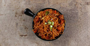 Chicken Schezwan Chowmein