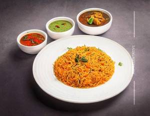 Veg Triple Schezwan Rice                                                   