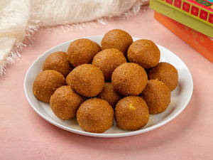 Besan Ladoo