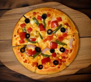 Deluxe veggie pizza