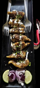 Chicken Afghani Momos [7 Pieces]