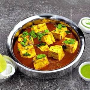 Kohlapuri Paneer