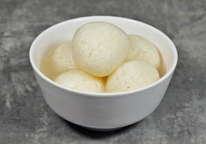 Rasgulla (2 Pcs)