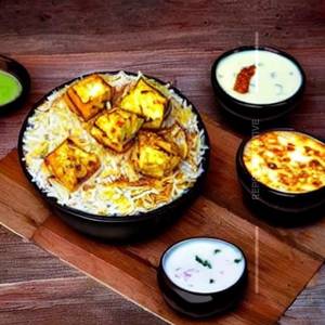Cheese Paneer Tawa Biryani