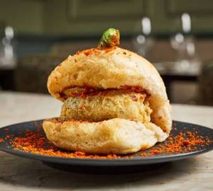 Classic Vada Pav