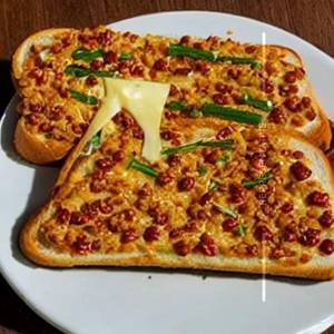 Cheese Chilli Toast