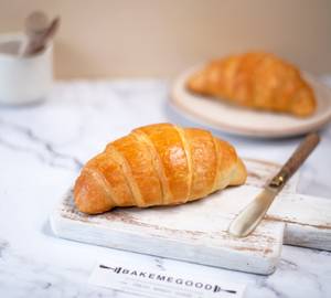 French Butter Croissant (1 Pc)