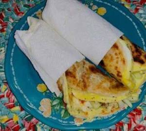 Egg With Veg Roll