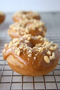 Caramel dip donut                                                                        
