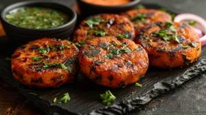 Aloo Tikki With Green Chatni