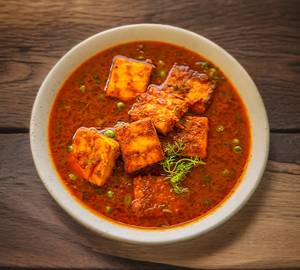 Matar paneer