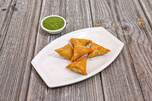 Onion Samosa [250 Grams]