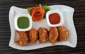 Veg Fried Momos (6 PCS)