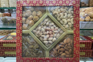 5 Khana Dryfruit Box
