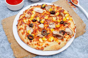 Mushroom Capsicum Pizza