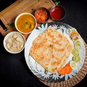 Plain Paratha With Butter Paneer