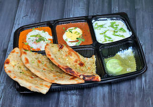 Paneer Chur Chur Naan Thali
