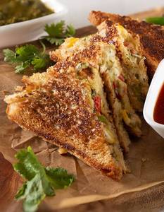 Vegetable With Schezwan Sauce Sandwich