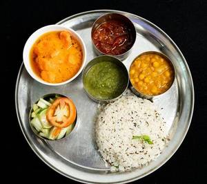 Basmati Rice With Butter Paneer