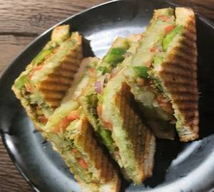Vegetable Grilled Sandwich