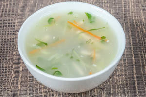 Clear soup veg