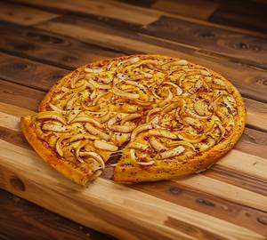 Cheese onion pizza with Italian pink sauce