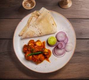 Tawa roti [3pc] with chilli paneer