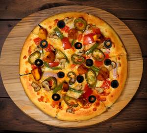 Chicken overloaded pizza