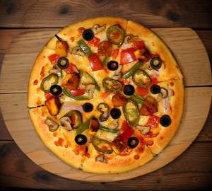 Chicken extravaganza pizza
