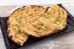 Hari Mirch Paratha