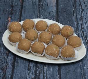 Atta Panjiri Ladoo ( Desi Ghee )