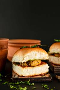 Vada Pao