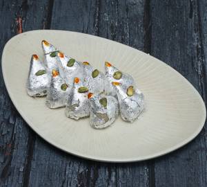 Kaju Badam Samose