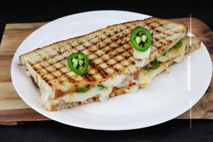 Cheese Chilli Grilled Sandwich