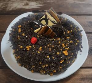 Chocolate Crunch Cake