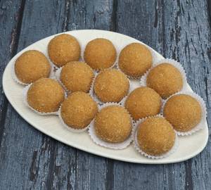 Plain Besan Ladoo