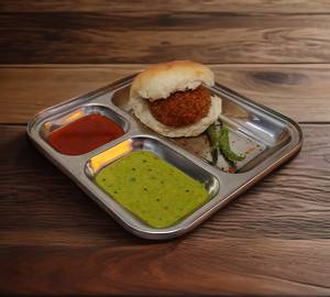 Cheese crispy vada pav