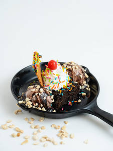 Fudged & Bowled Sundae